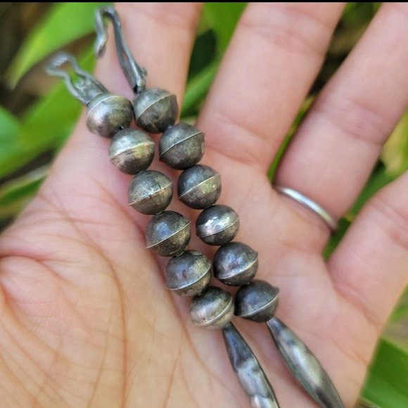 WOW Native American heavy 1940s sterling bench beads, turquoise, and coral - Picture 8 of 14